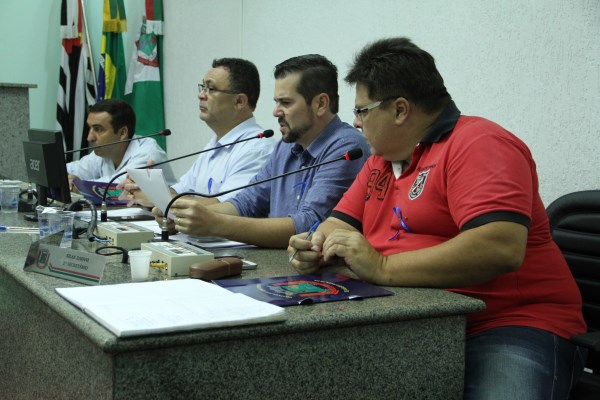 Nota 10 em transparência ...