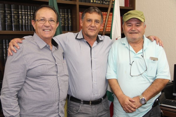 Presidente Silso das Neves com o presidente Damásio (FUPESP)