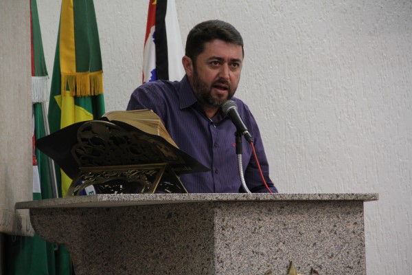 vereador Giba Moraes...