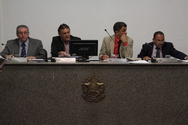 Durante a sessão ...